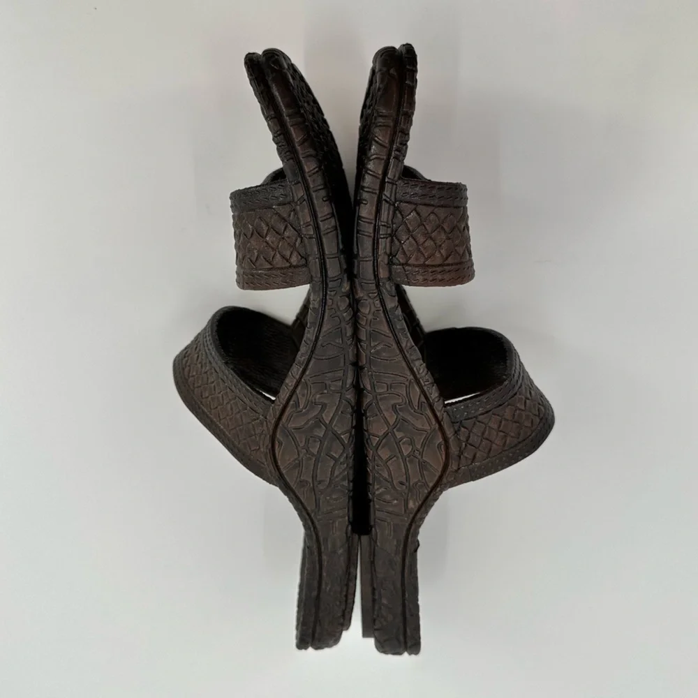 Hawaii J-Slips Slip On Brown Textured Rubber Sole Jesus Sandals Men’s Size 12